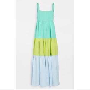 Relaxed day dress! Never worn!